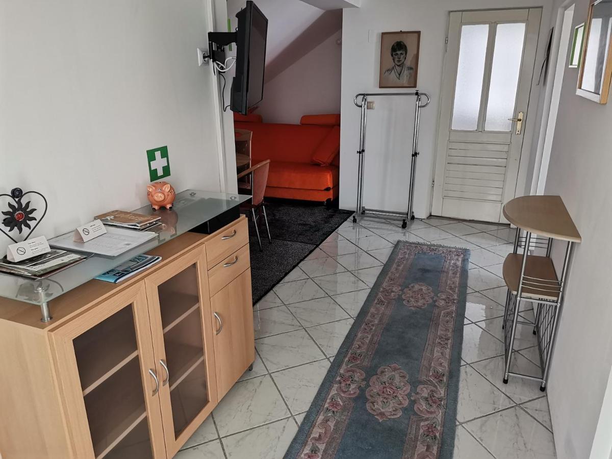 Panorama Apartman Molvice Exterior foto